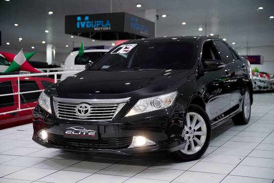 TOYOTA CAMRY 3.5 XLE V6 24V GASOLINA 4P AUTOMÁTICO TOYOTA CAMRY 3.5 XLE V6 24V GASOLINA 4P AUTOMÁTICO